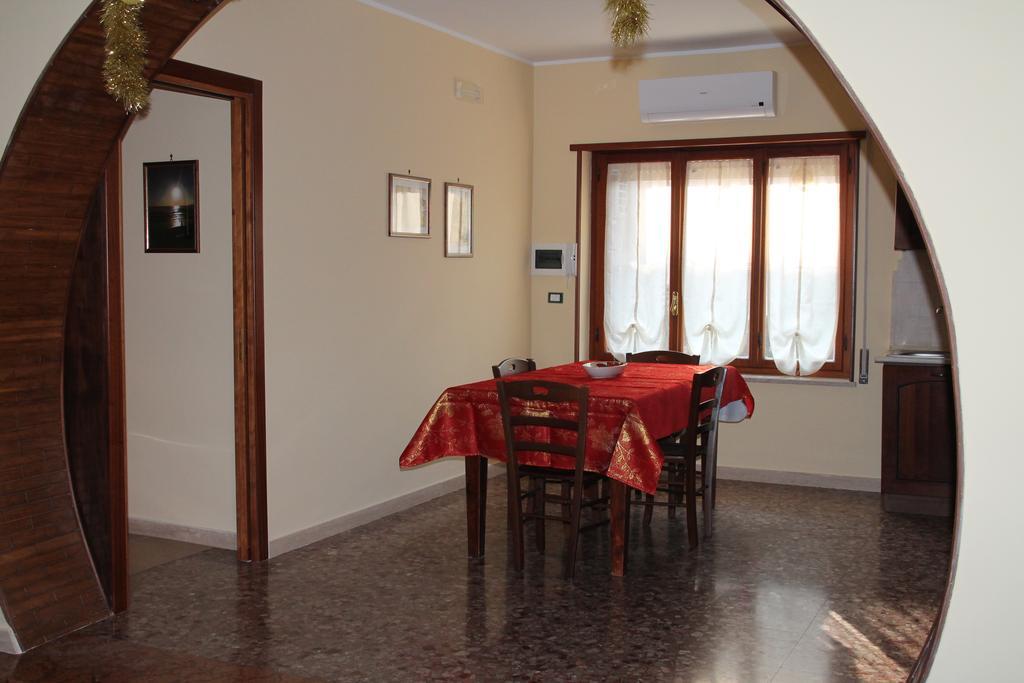 B&B A Casa Di Nonna フォンディ エクステリア 写真